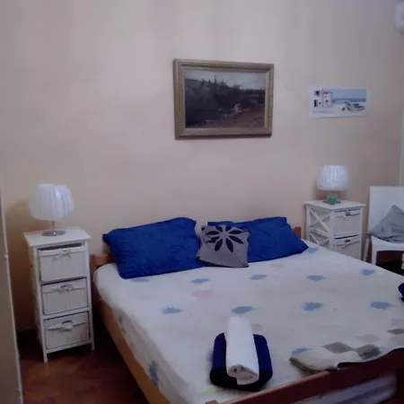 Ana - Private Parking Apartment *