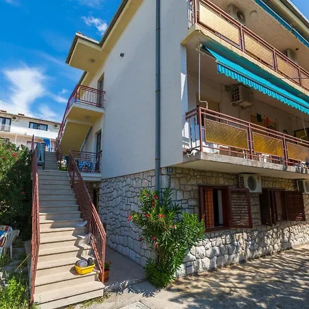 Apartment Ana - Private Parking Crikvenica
